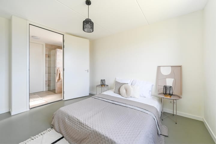 Photo 26 of Henry David Thoreaustraat 48