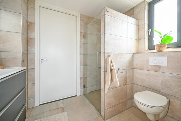 Photo 27 of Henry David Thoreaustraat 48