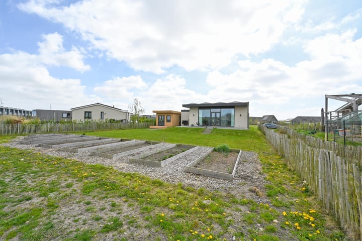 Photo 35 of Henry David Thoreaustraat 48