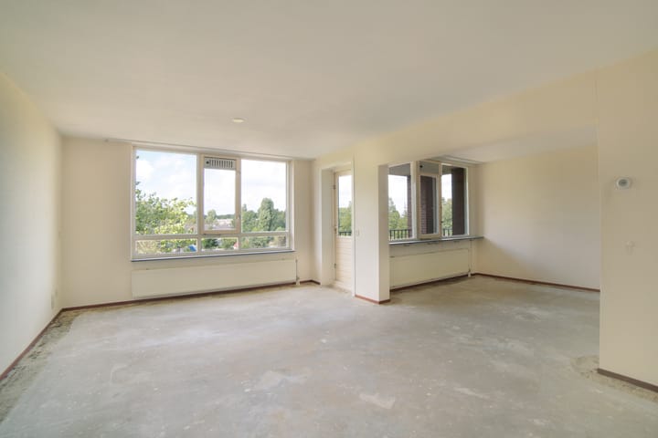 Photo 14 of Zamenhof 12