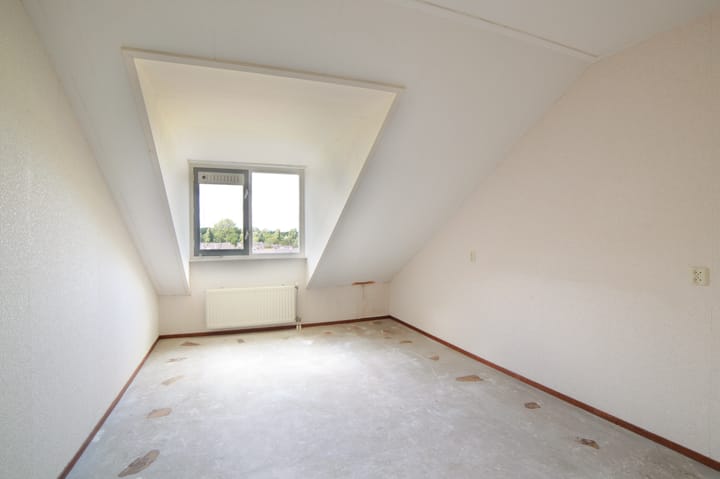 Photo 19 of Zamenhof 12