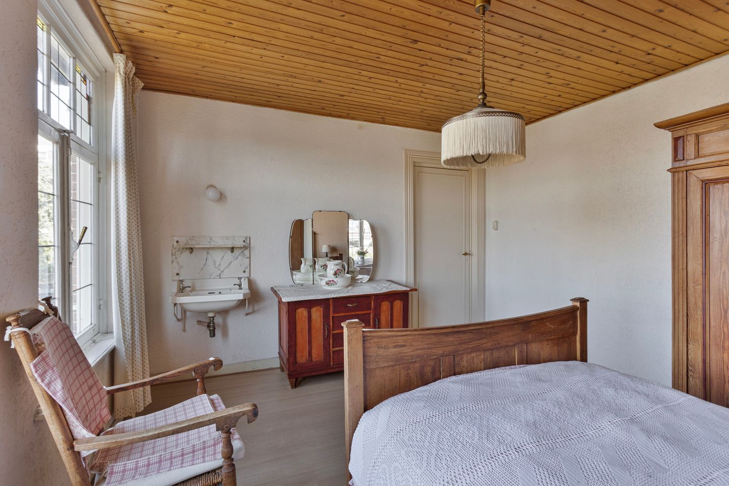 Foto 19 van 1e Haagstraat 87