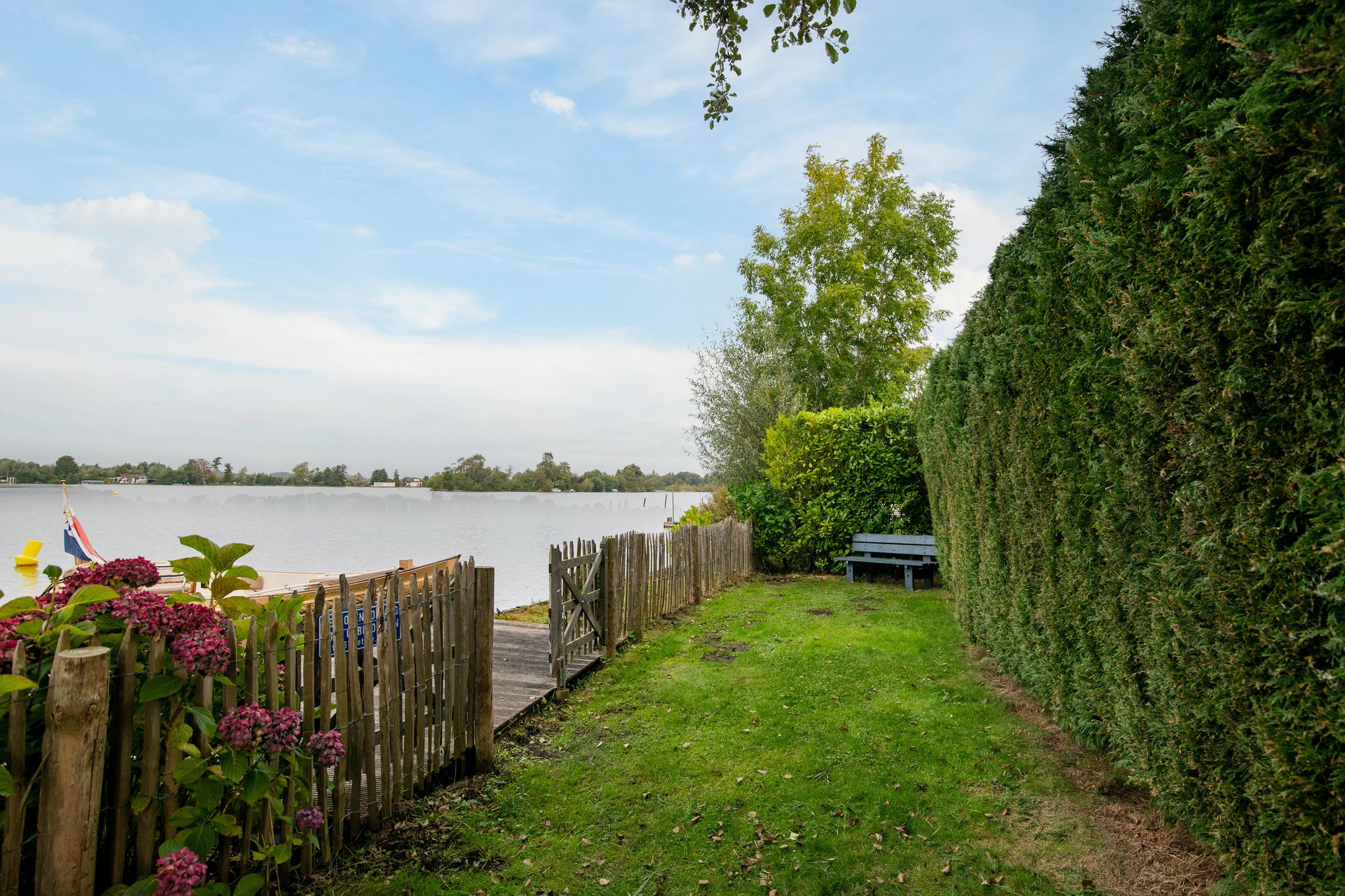 studio freehold villa in Reeuwijk — photo 1 of 5