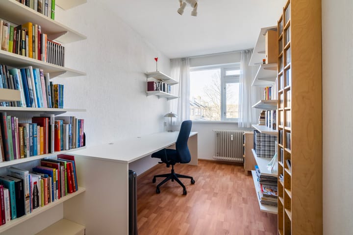 Foto 12 van Eikensteinstraat 77