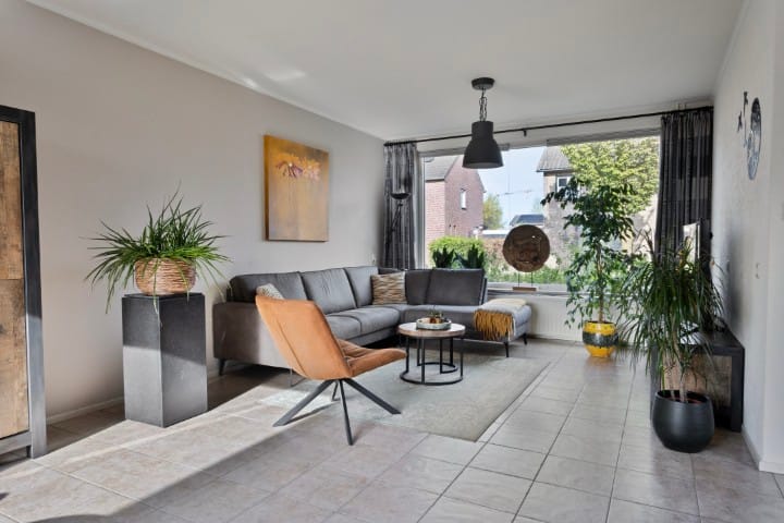 Foto 9 van Pastoor Nijevaertsstraat 6