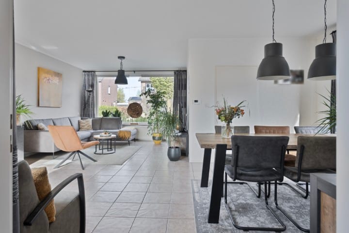 Foto 11 van Pastoor Nijevaertsstraat 6