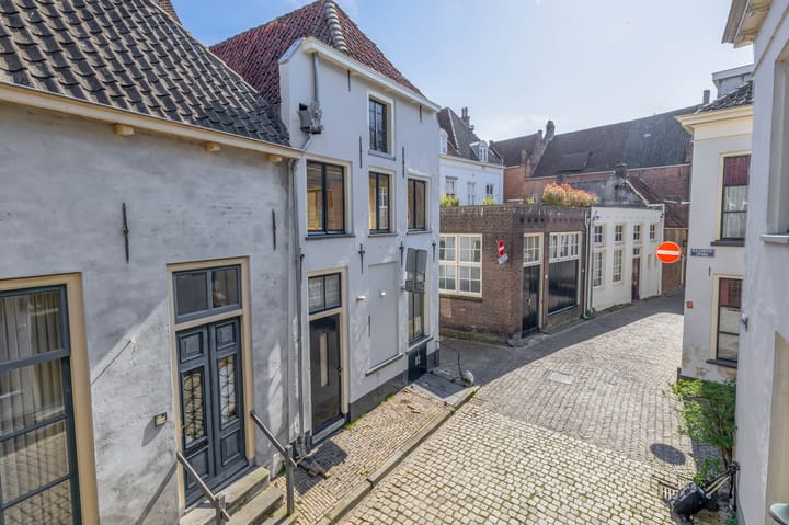 Foto 2 van Ravenstraatje 1