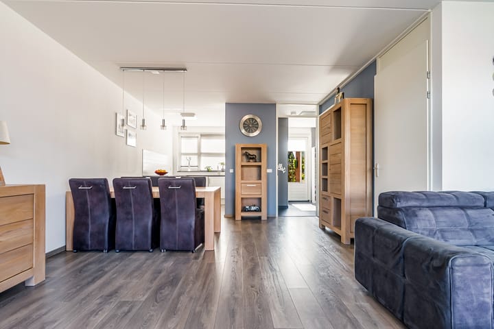 Foto 13 van Tinnegieter 22