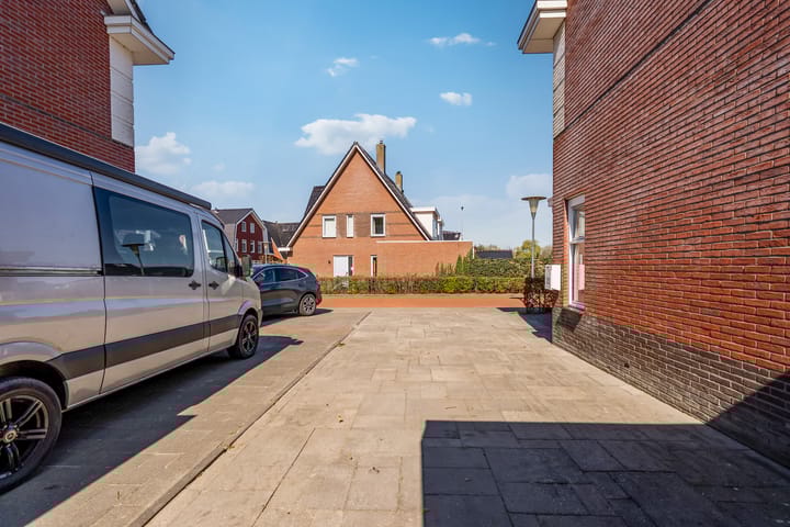 Foto 55 van Tinnegieter 22