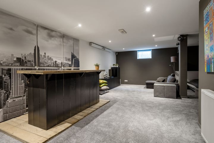 Foto 4 van van Brederodestraat 2