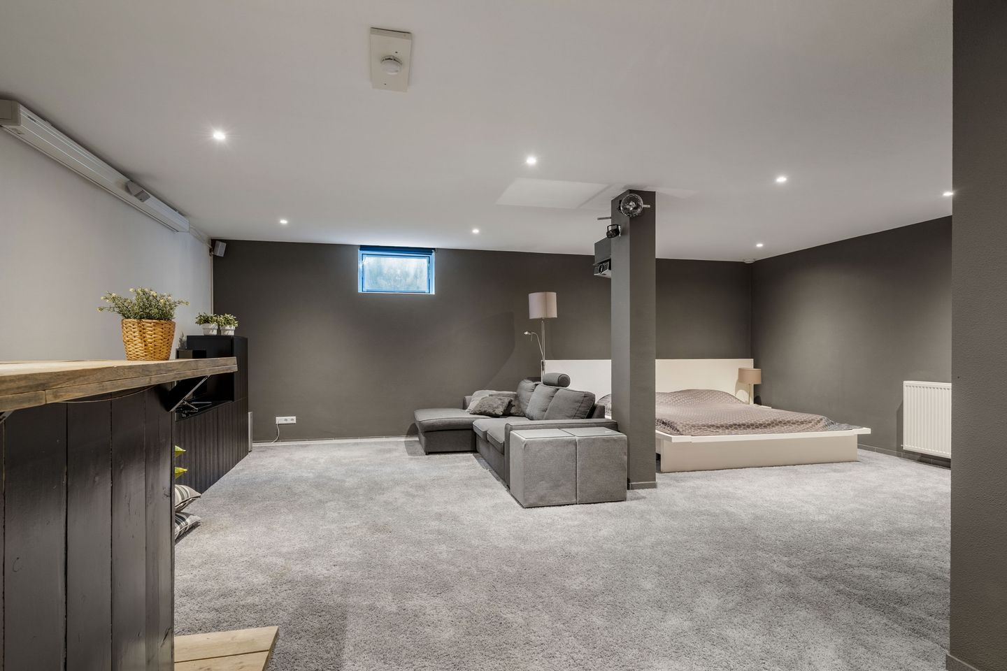 Foto 25 van van Brederodestraat 2