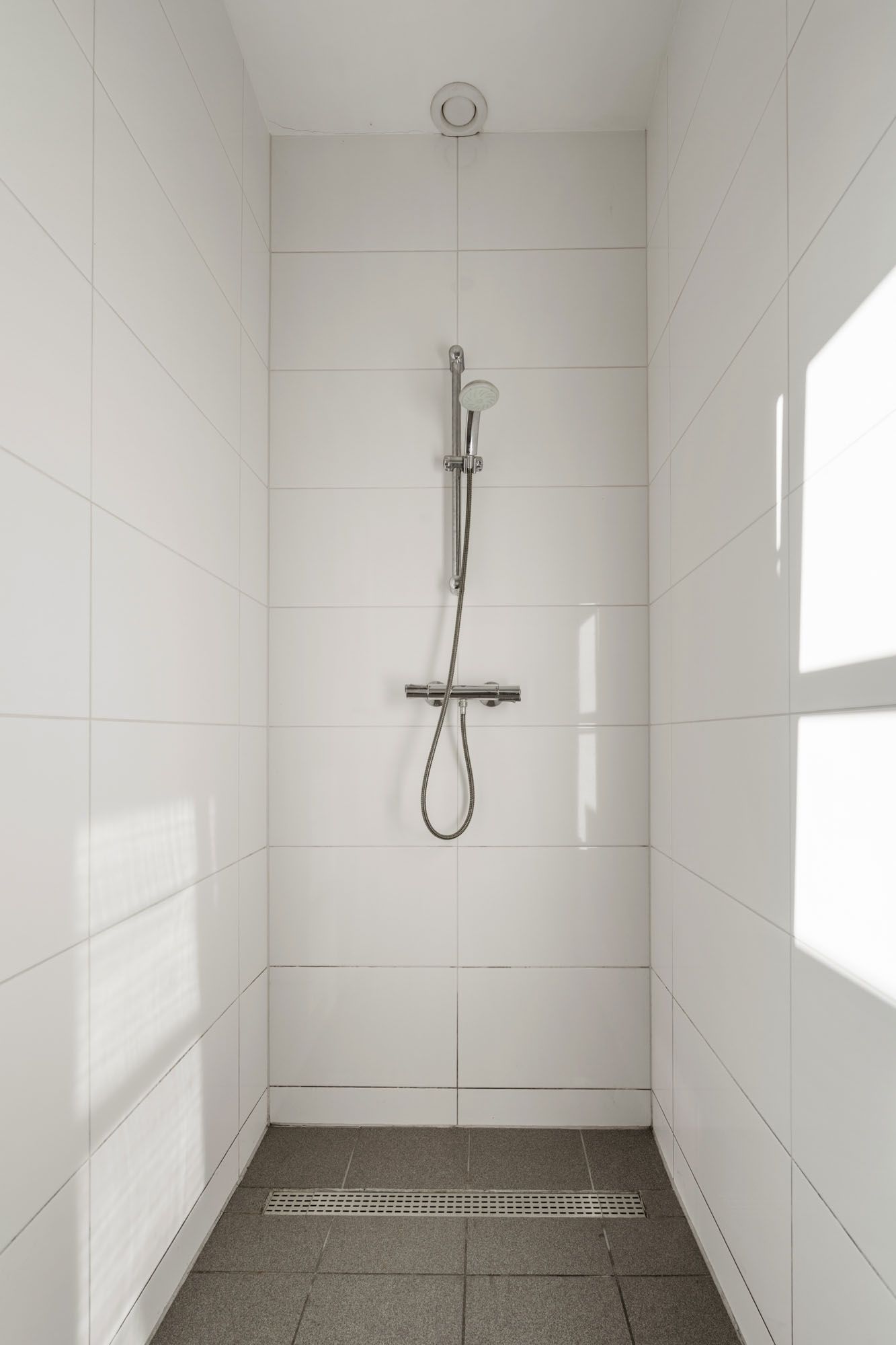 Foto 40 van van Brederodestraat 2