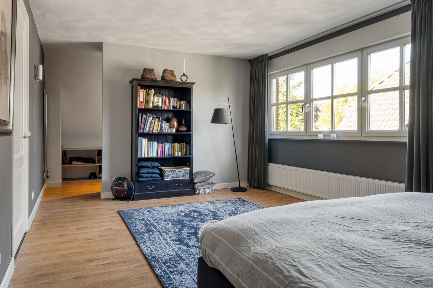 Foto 44 van van Brederodestraat 2