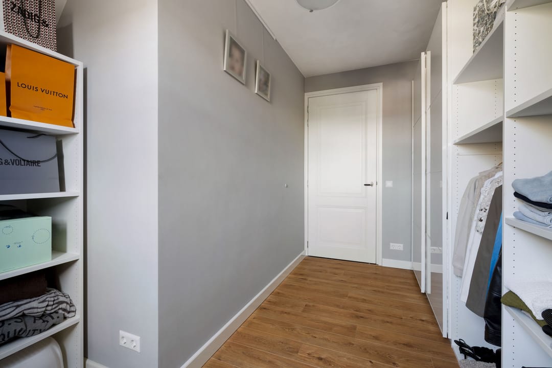 Foto 52 van van Brederodestraat 2