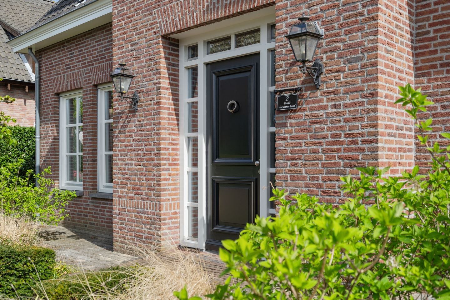 Foto 64 van van Brederodestraat 2