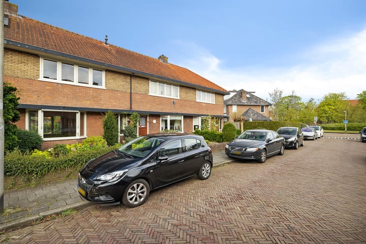 Foto 2 van Roelofsstraat 5