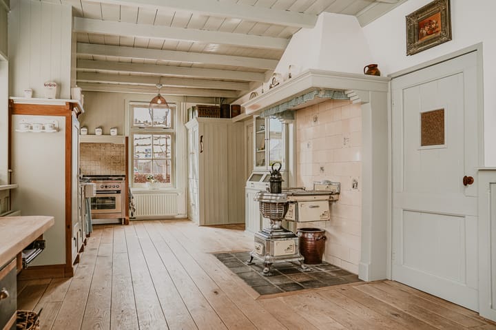 Photo 6 of Florastraat 36