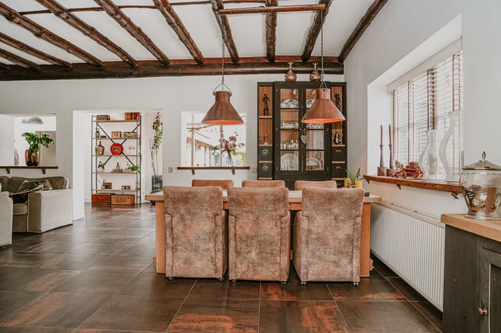 Photo 10 of Florastraat 36