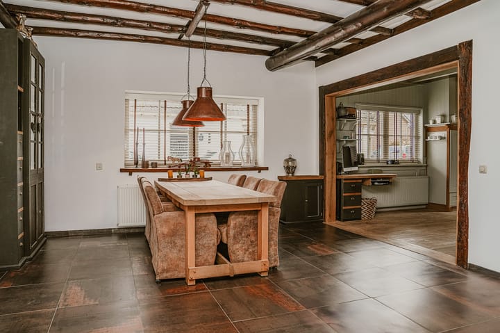 Photo 15 of Florastraat 36