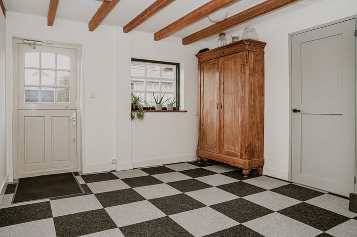 Photo 20 of Florastraat 36