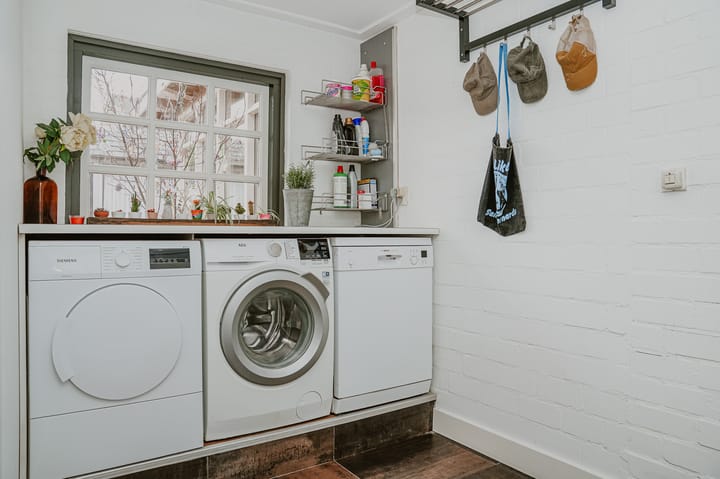 Photo 21 of Florastraat 36