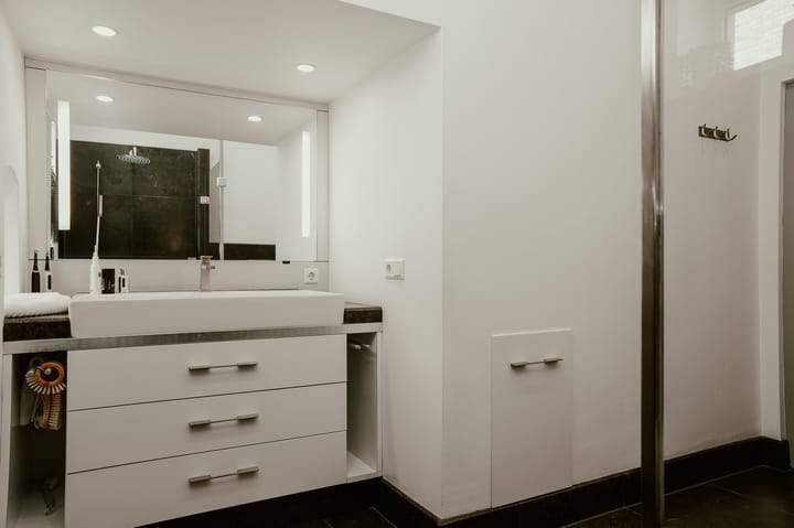 Photo 24 of Florastraat 36