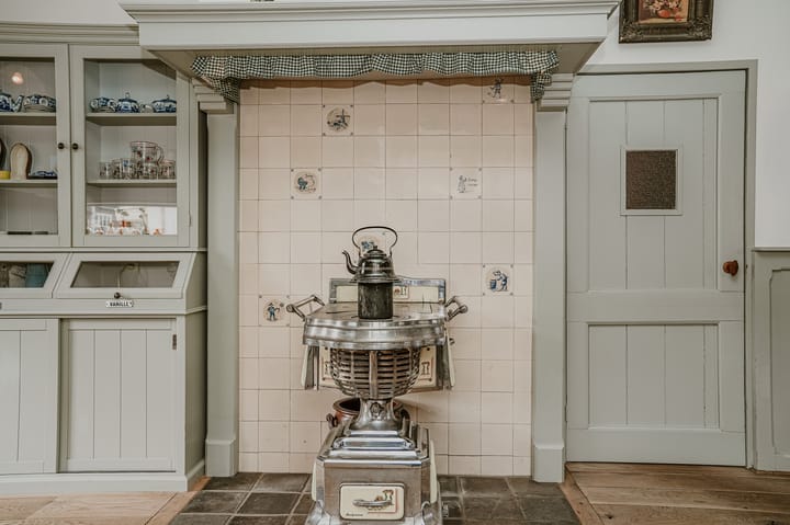 Photo 49 of Florastraat 36