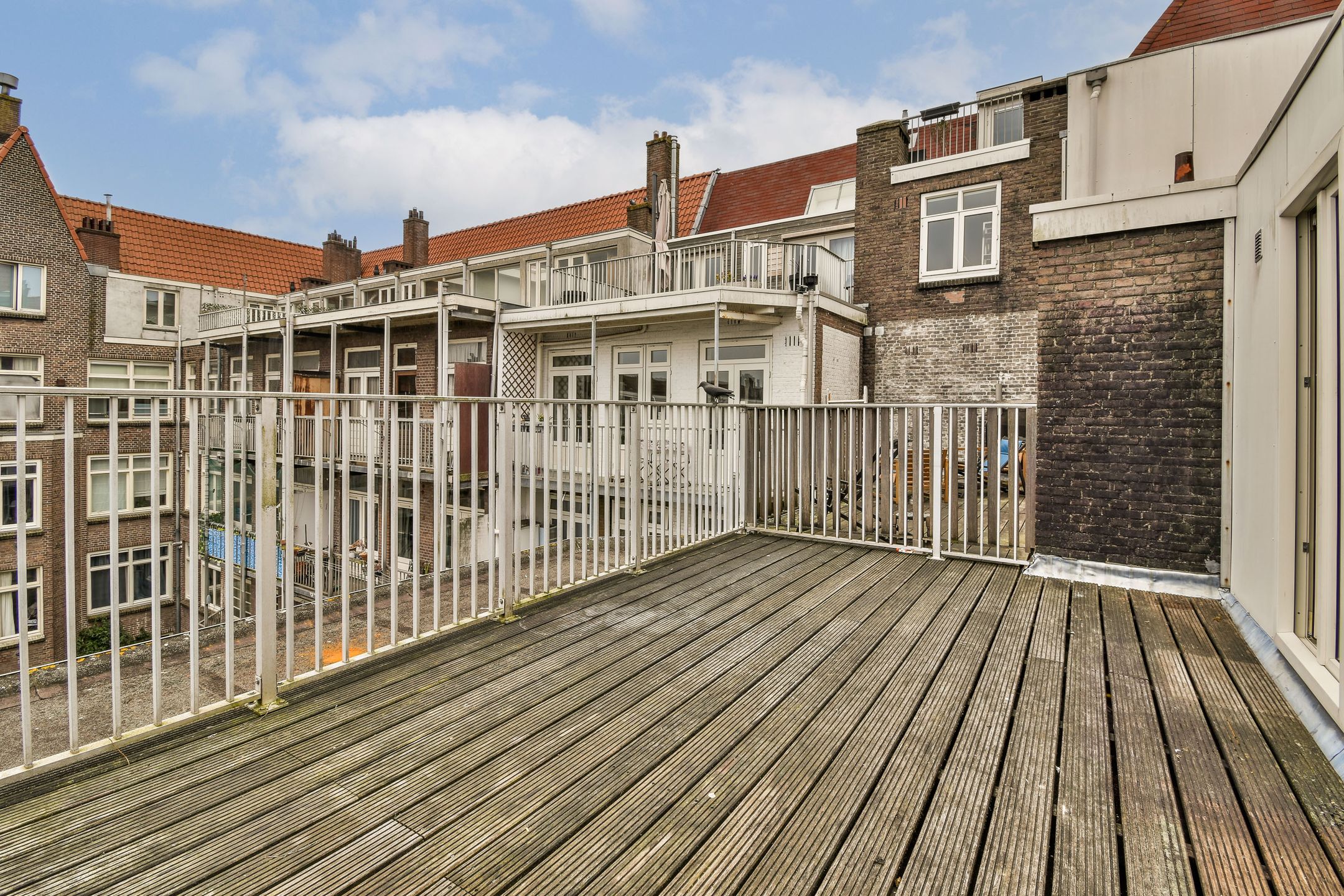 Photo 15 of Kromme Leimuidenstraat 6-2