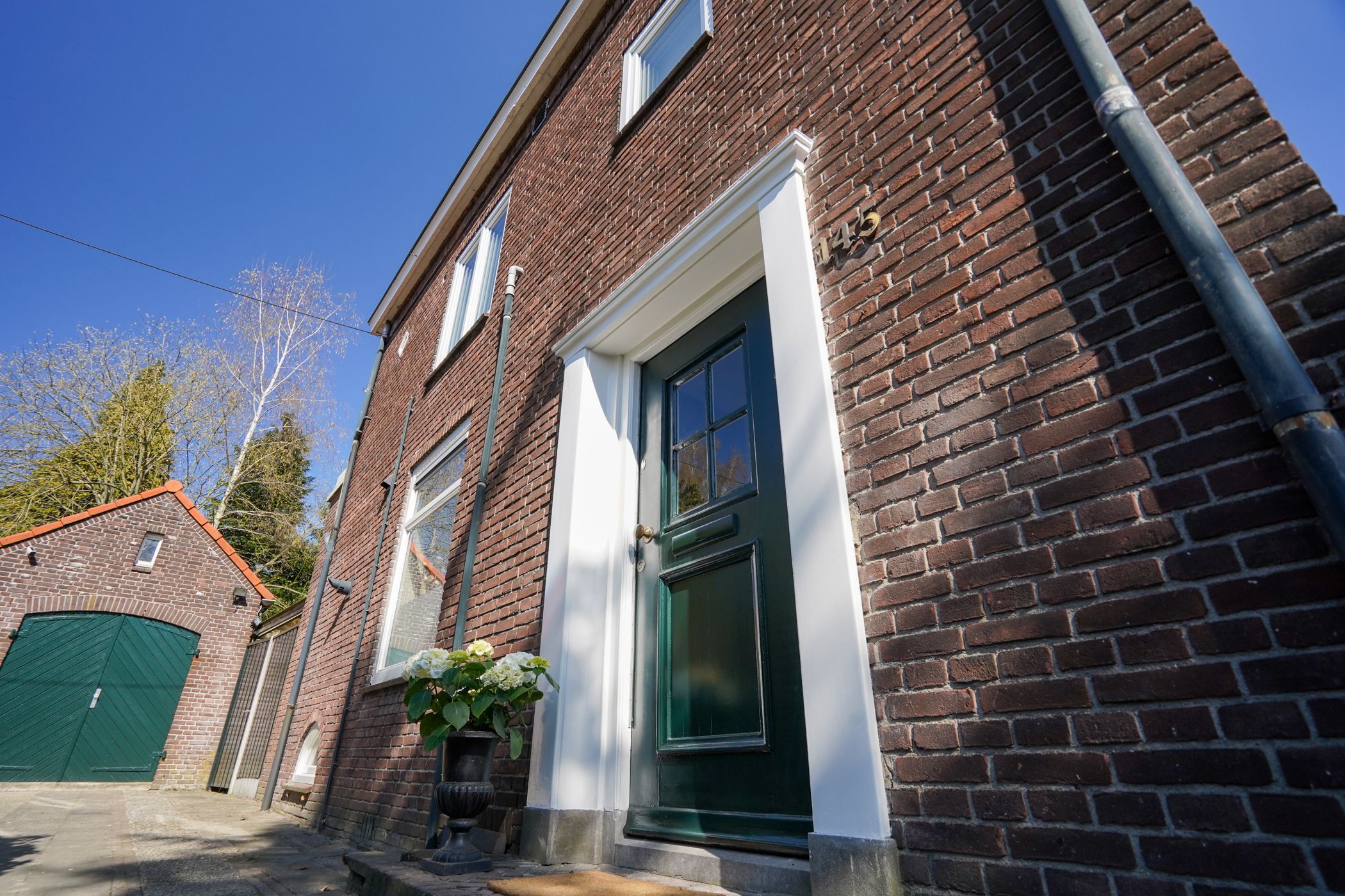 Foto 9 van Gronausestraat 145