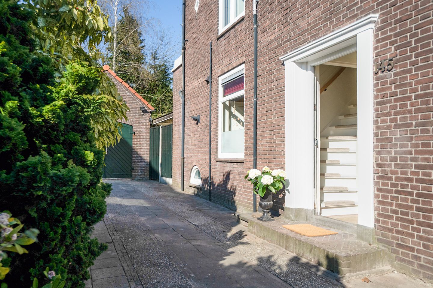 Foto 10 van Gronausestraat 145