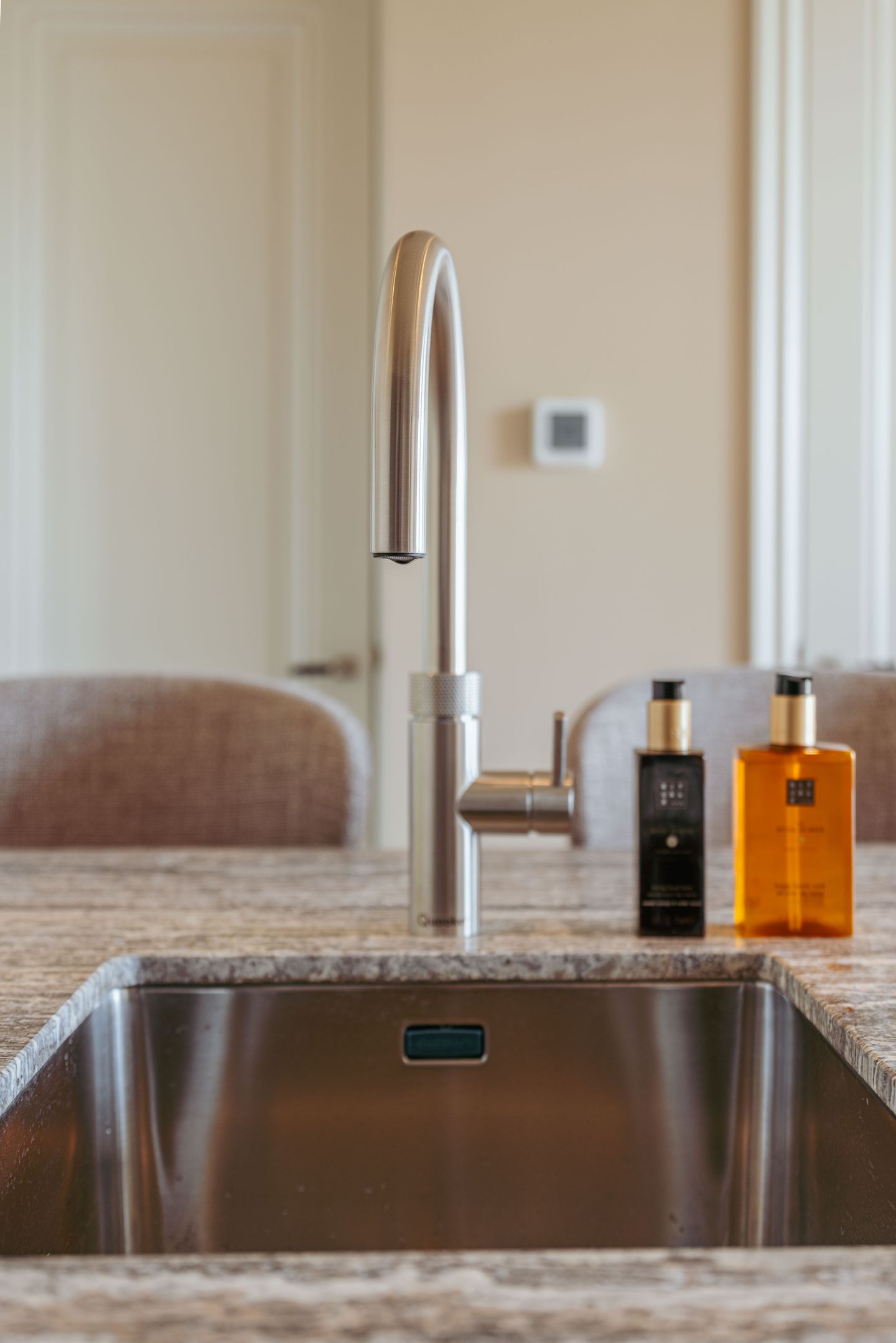 Foto 14 van Nassaukade 89-3B