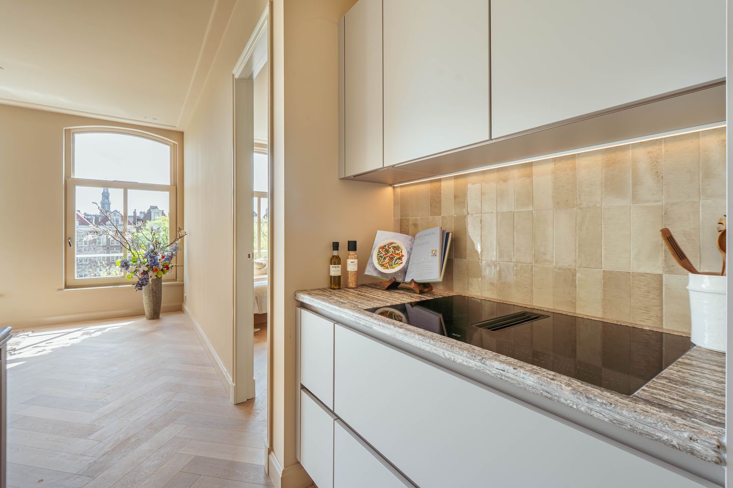 Foto 19 van Nassaukade 89-3B