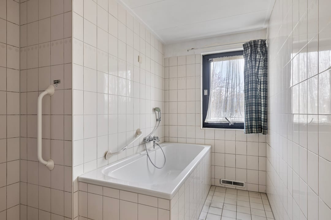 Photo 31 of Van Beethovenlaan 1