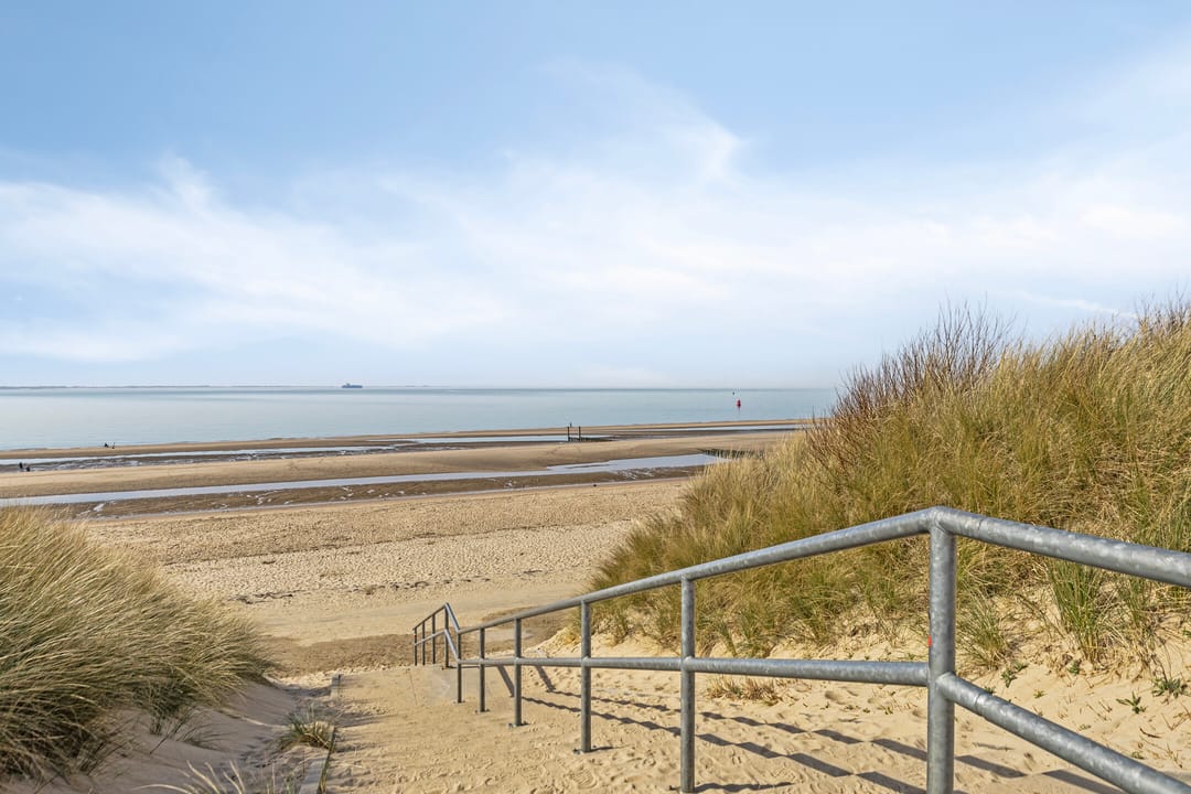 Photo 46 of Van Beethovenlaan 1