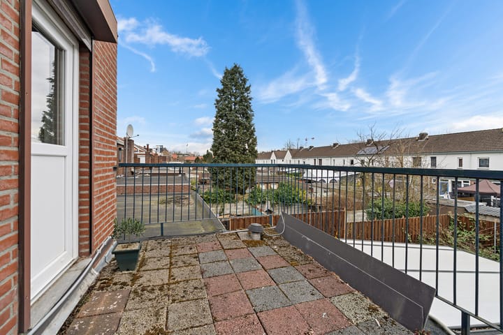 Foto 19 van Burgemeester van Oppenstraat 95