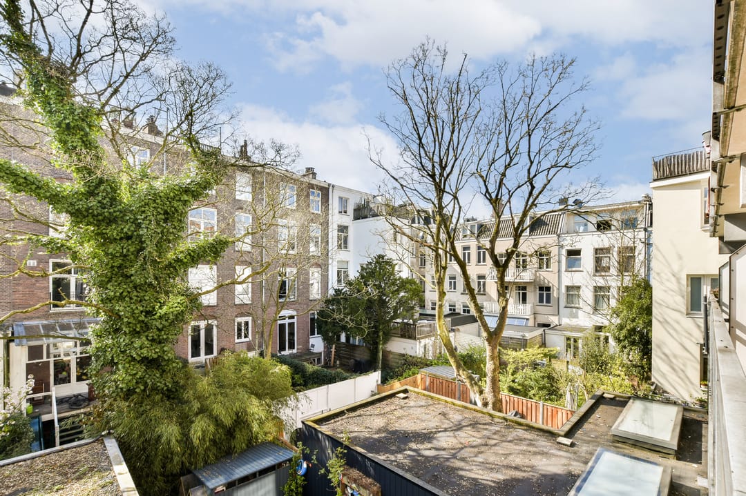 Photo 13 of Deymanstraat 44