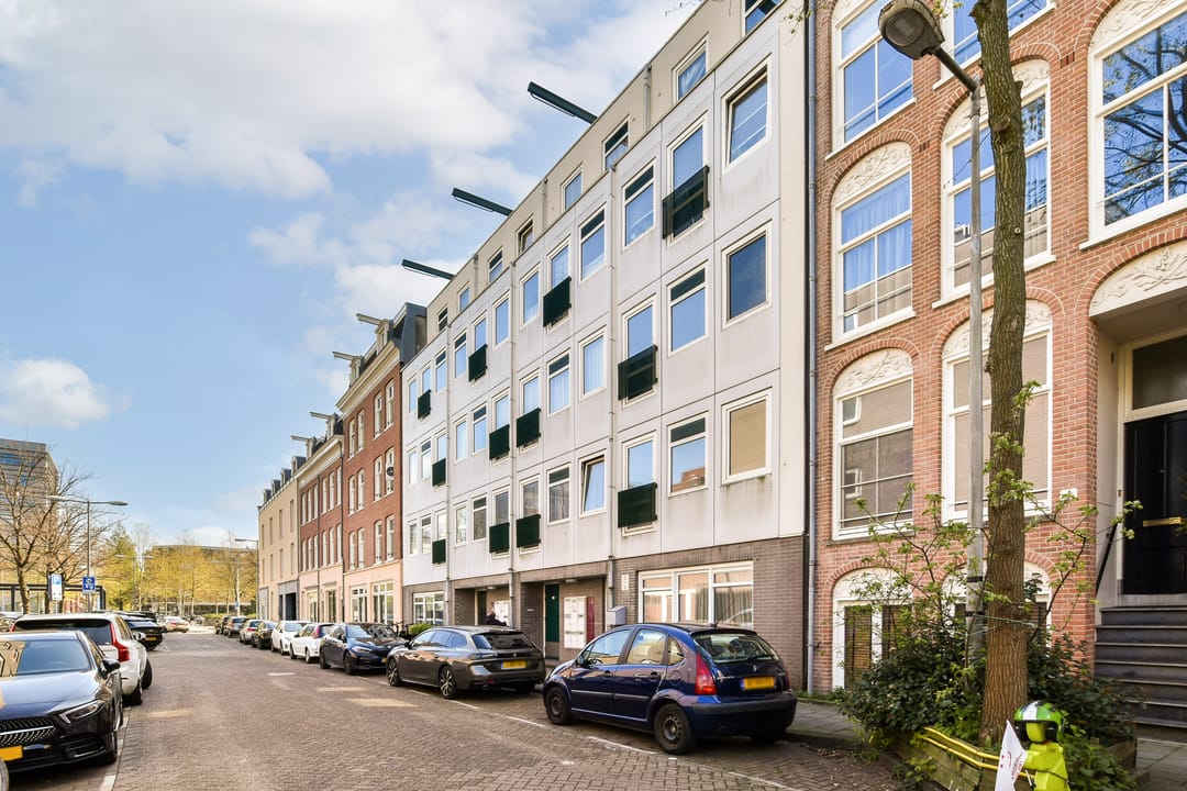 Photo 26 of Deymanstraat 44