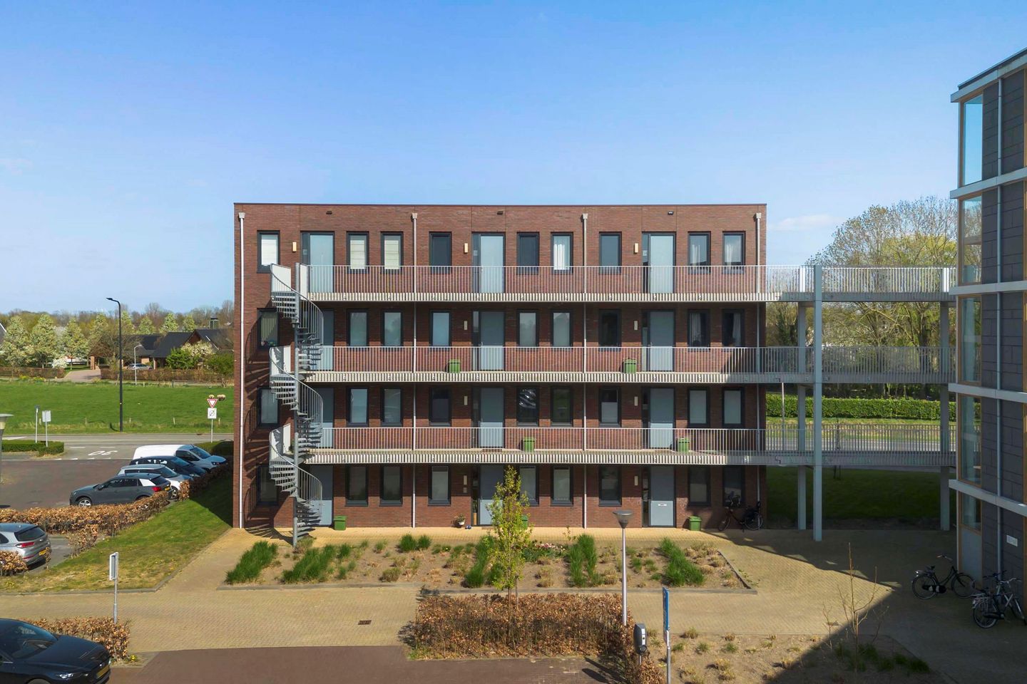 Foto 1 van Rentambt 2