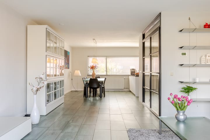 Photo 15 of Jan Schoutenstraat 37