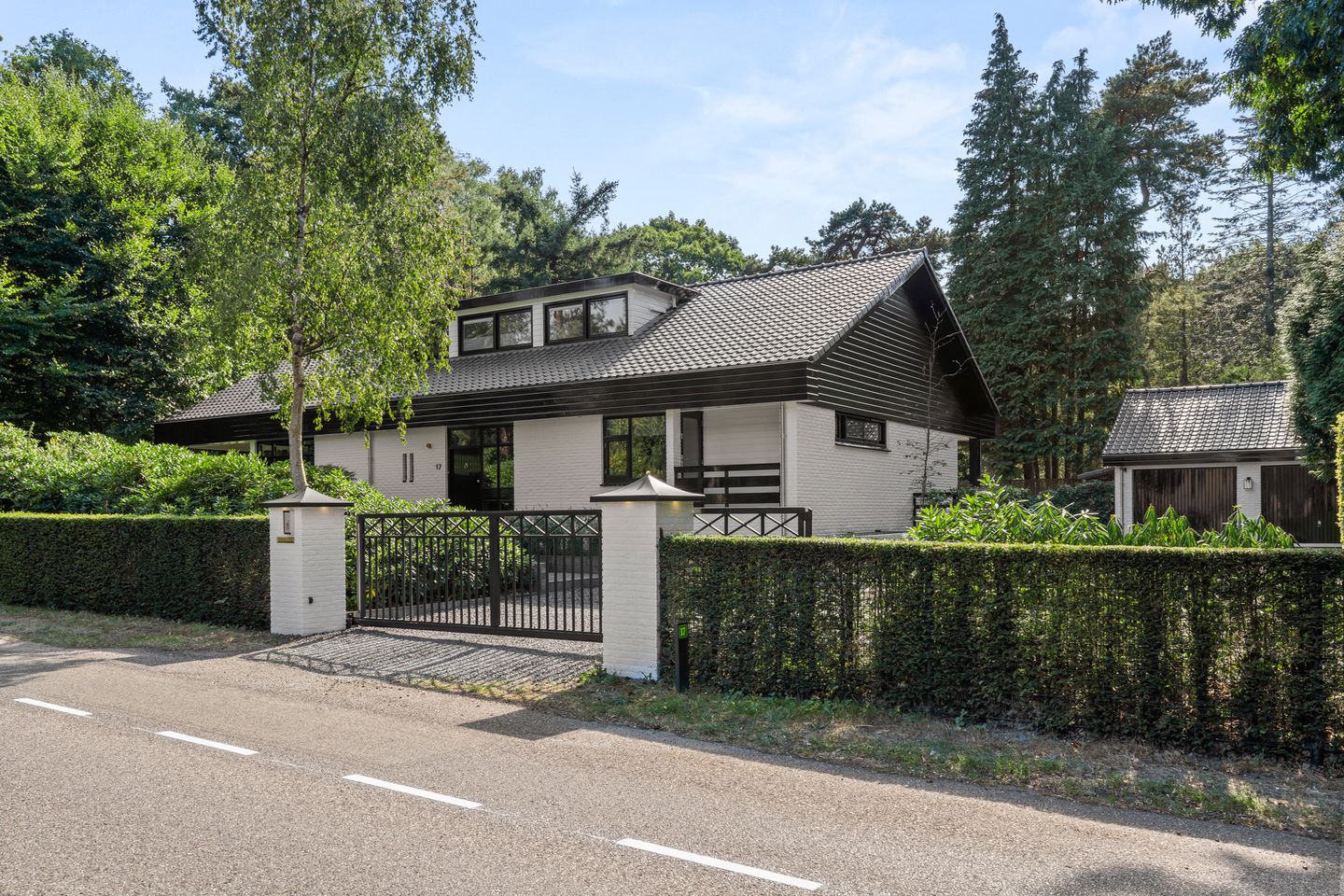 Hessenweg 17 main image