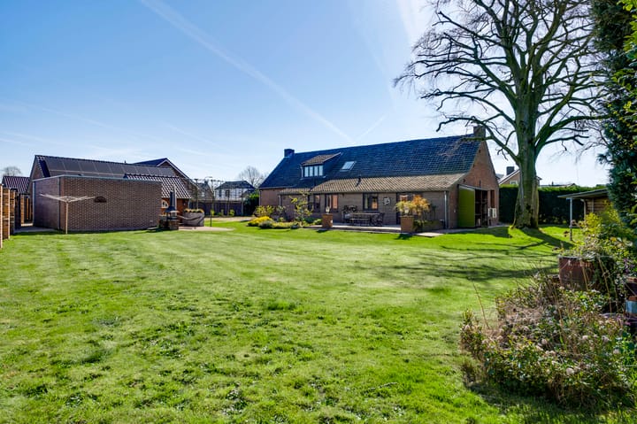 Foto 36 van Crixstraat 12