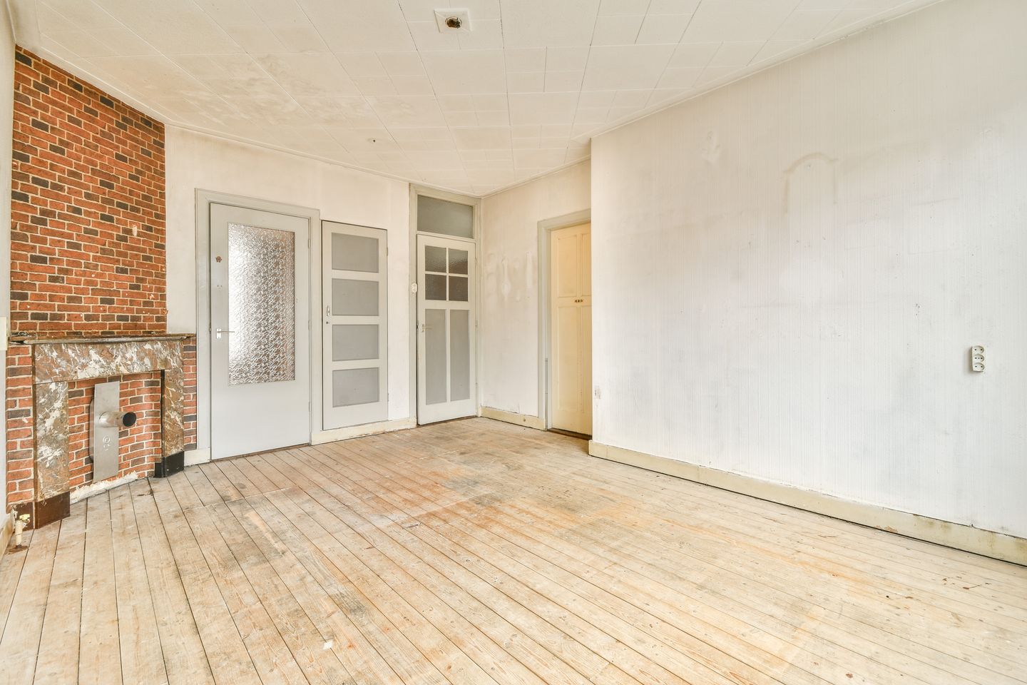 Photo 4 of John Franklinstraat 77-2