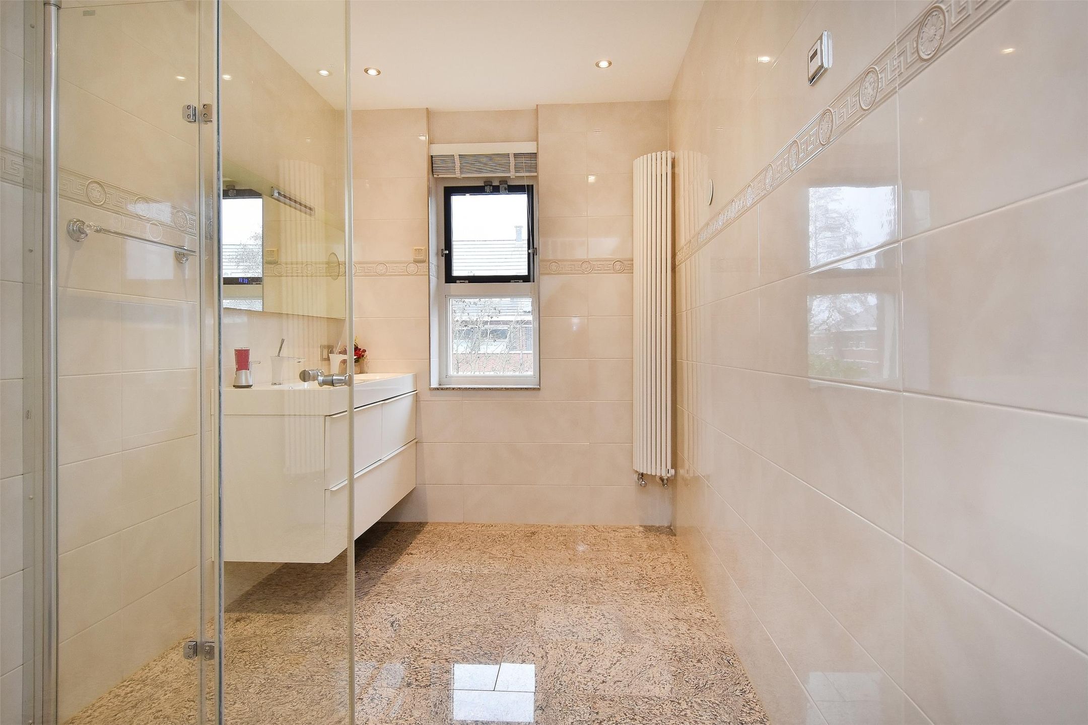 Foto 21 van Molenpolderstraat 2