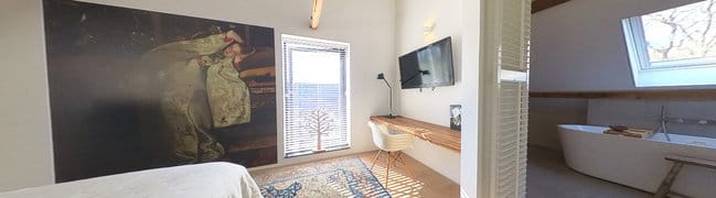 Master bedroom annex badkamer achterhuis