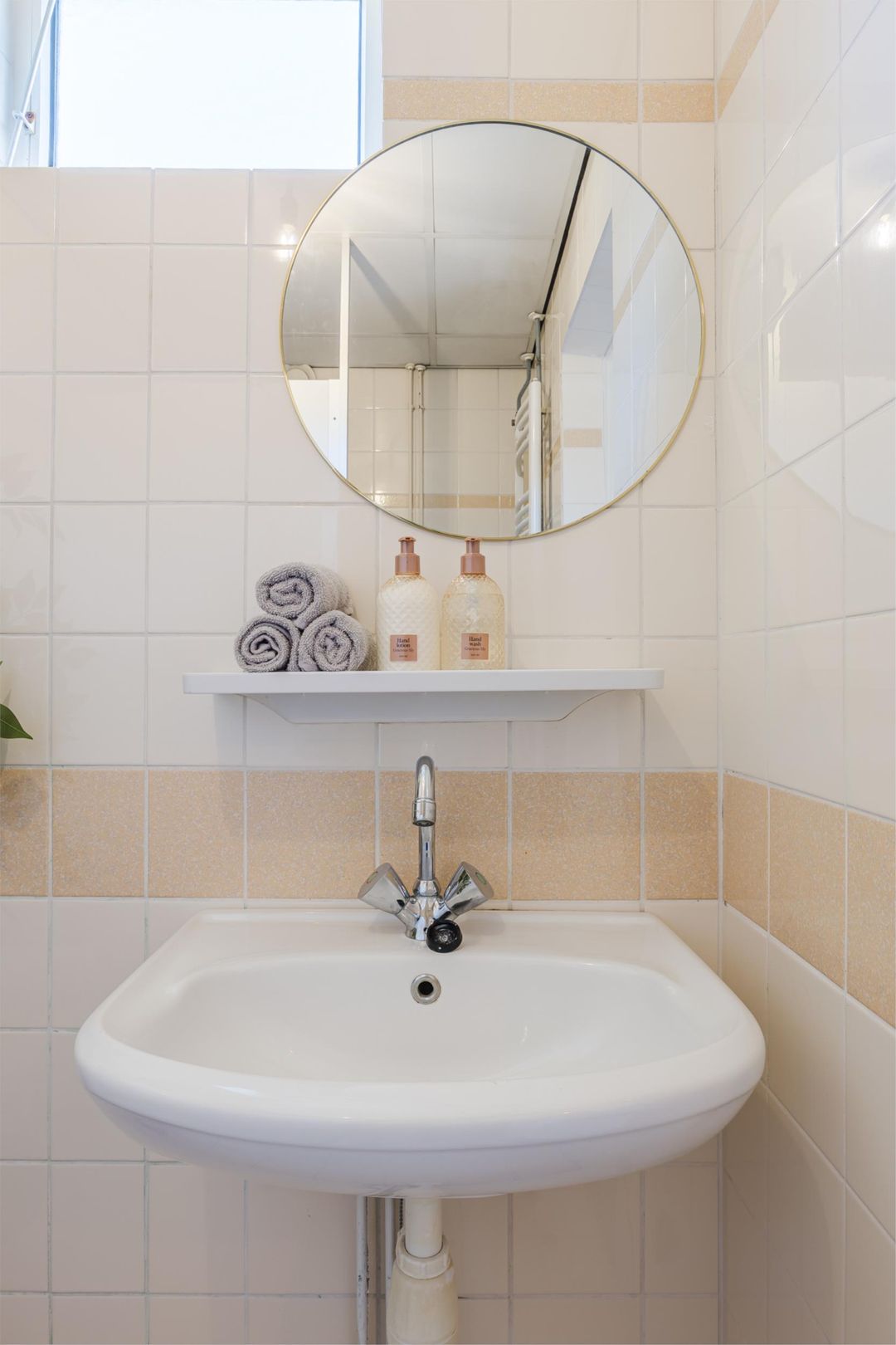 Photo 28 of Betje Wolffstraat 60