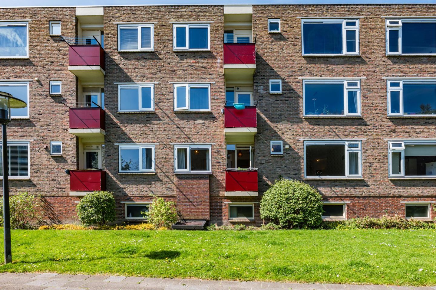 Photo 40 of Betje Wolffstraat 60