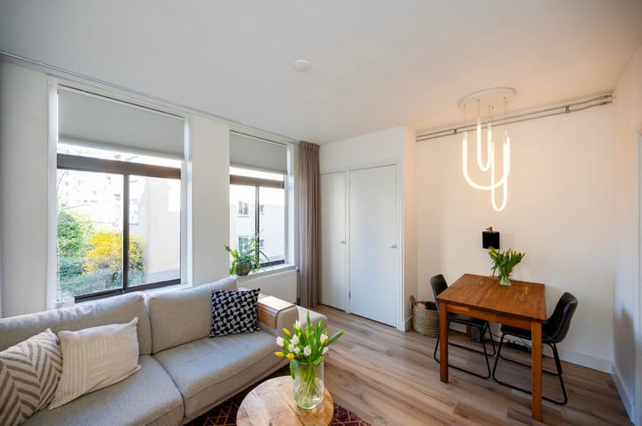 Foto 5 van Van Reigersbergenstraat 61-1