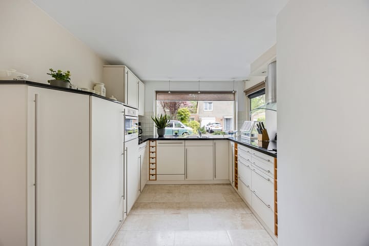 Foto 6 van Golden Earringstraat 9