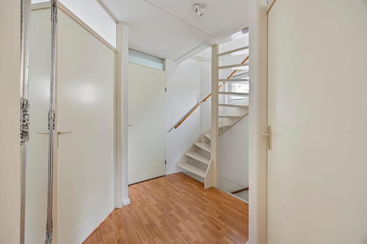 Foto 18 van Golden Earringstraat 9