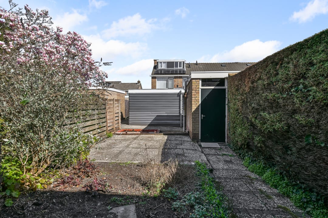 Photo 11 of De Peereboomstraat 22